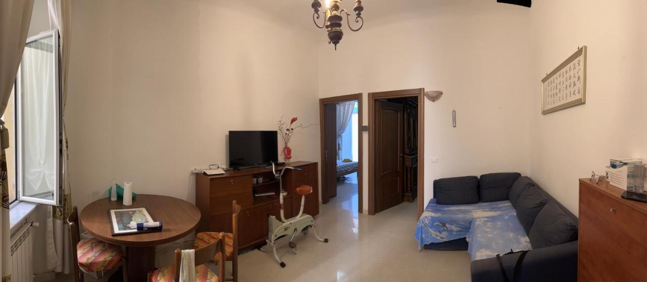 Alloggio In Centro Ben Servito Savona Exterior photo